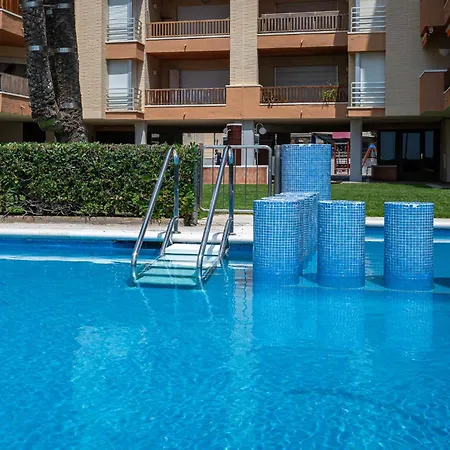Apartment At108 Con Piscina En Primera Linea De La Playa