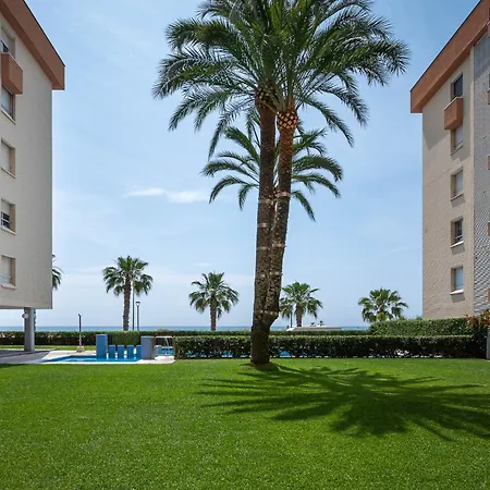 At108 Con Piscina En Primera Linea De La Playa Apartment
