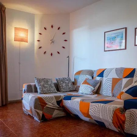 Apartment At108 Con Piscina En Primera Linea De La Playa Torredembarra